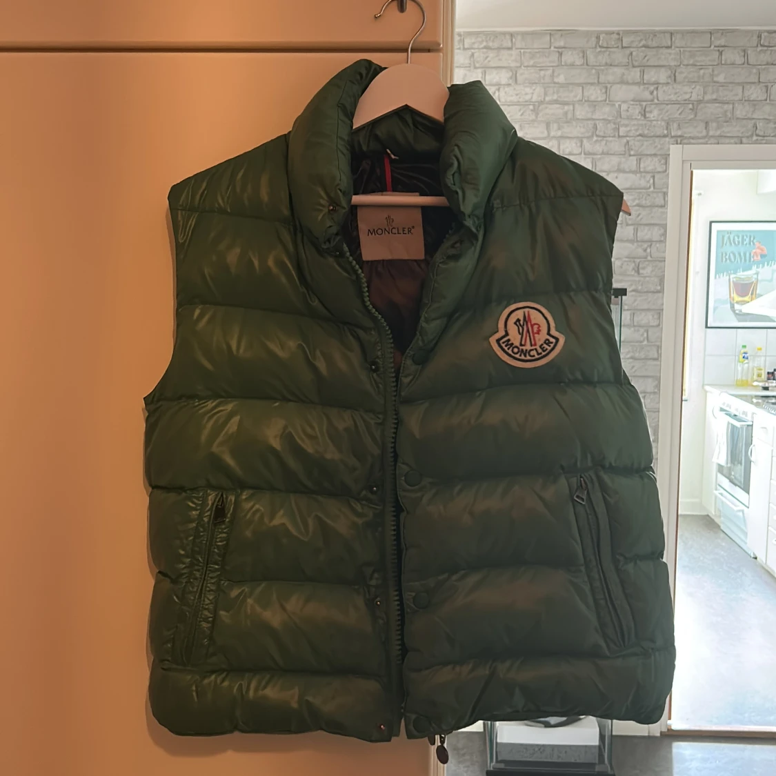 Grön dunväst från Moncler