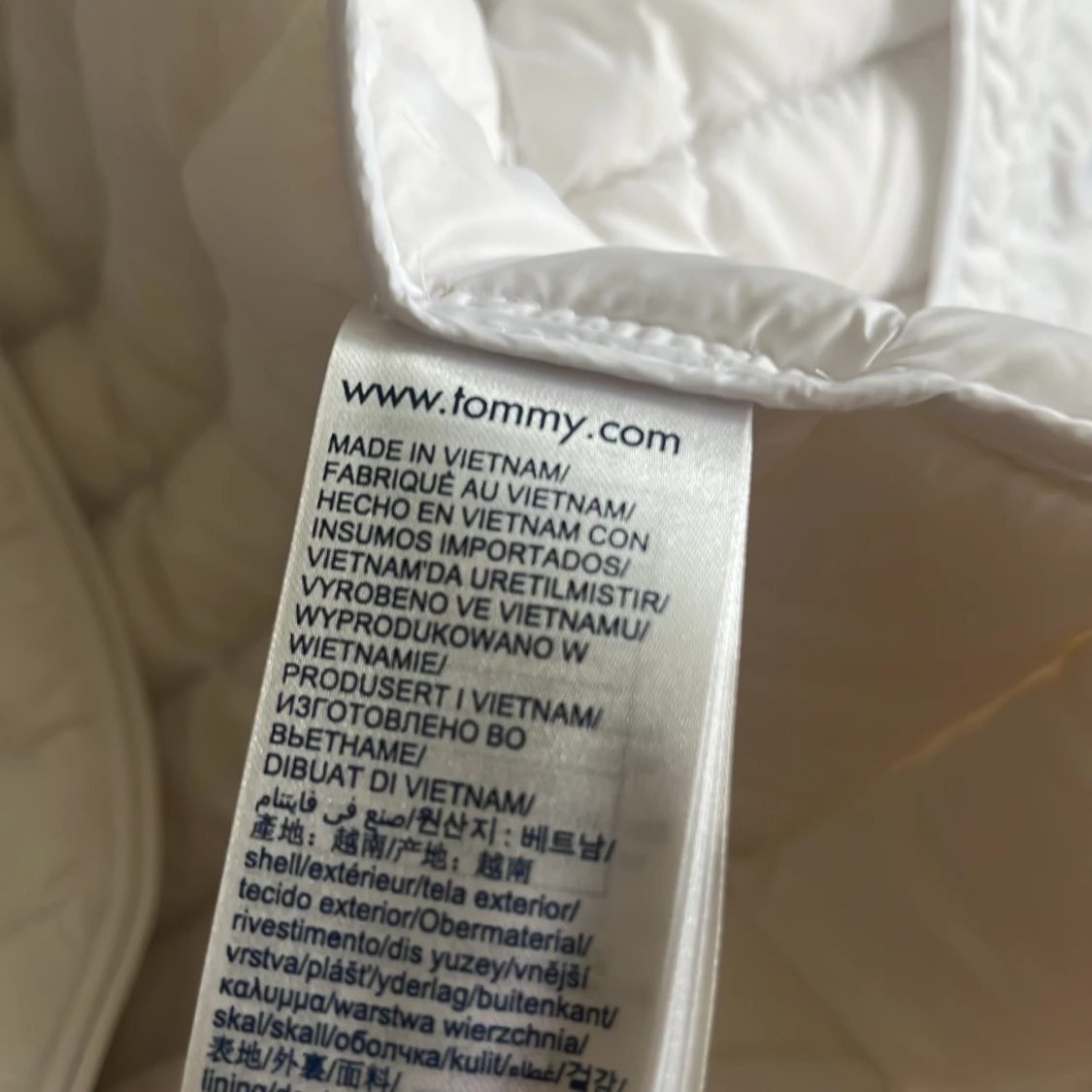 Vit vårjacka från Tommy Hilfiger - 3