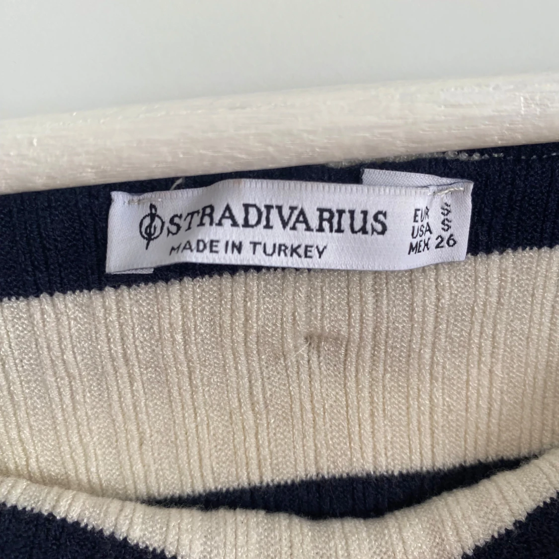 Randig offshoulder topp Stradivarius - 3