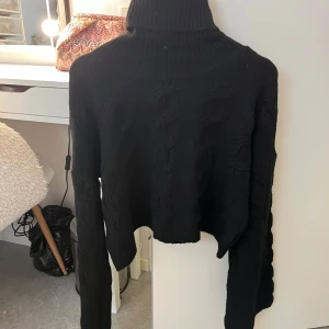 Polotröja  - Säljer då den inte kommer till användning.