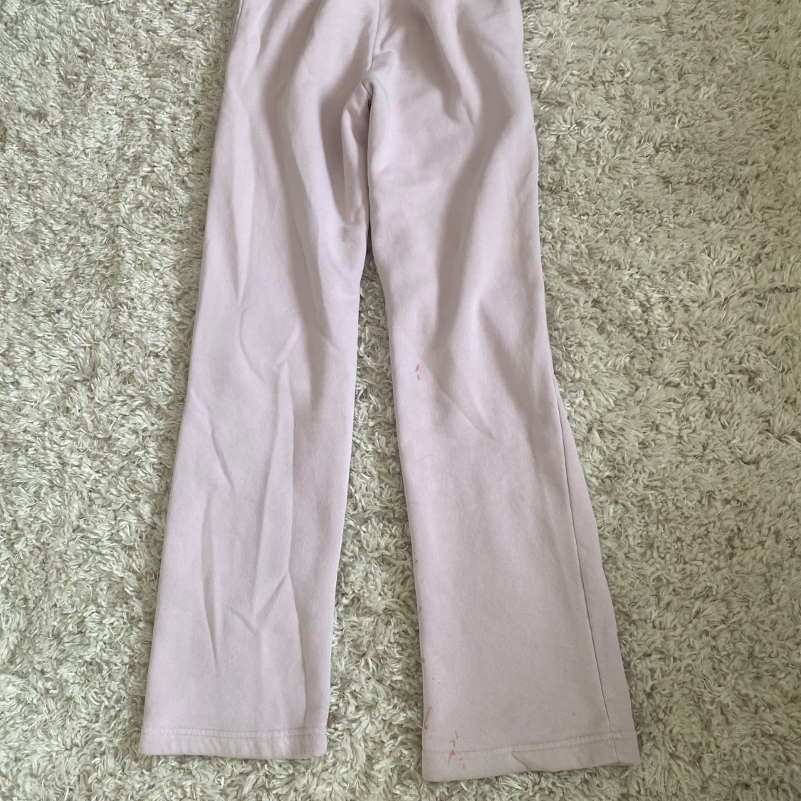 Ljusrosa mjukisbyxor med snörning - 1