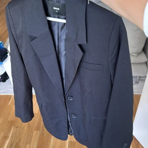 Overshirt från Bikbok - Använd 1 gång. 