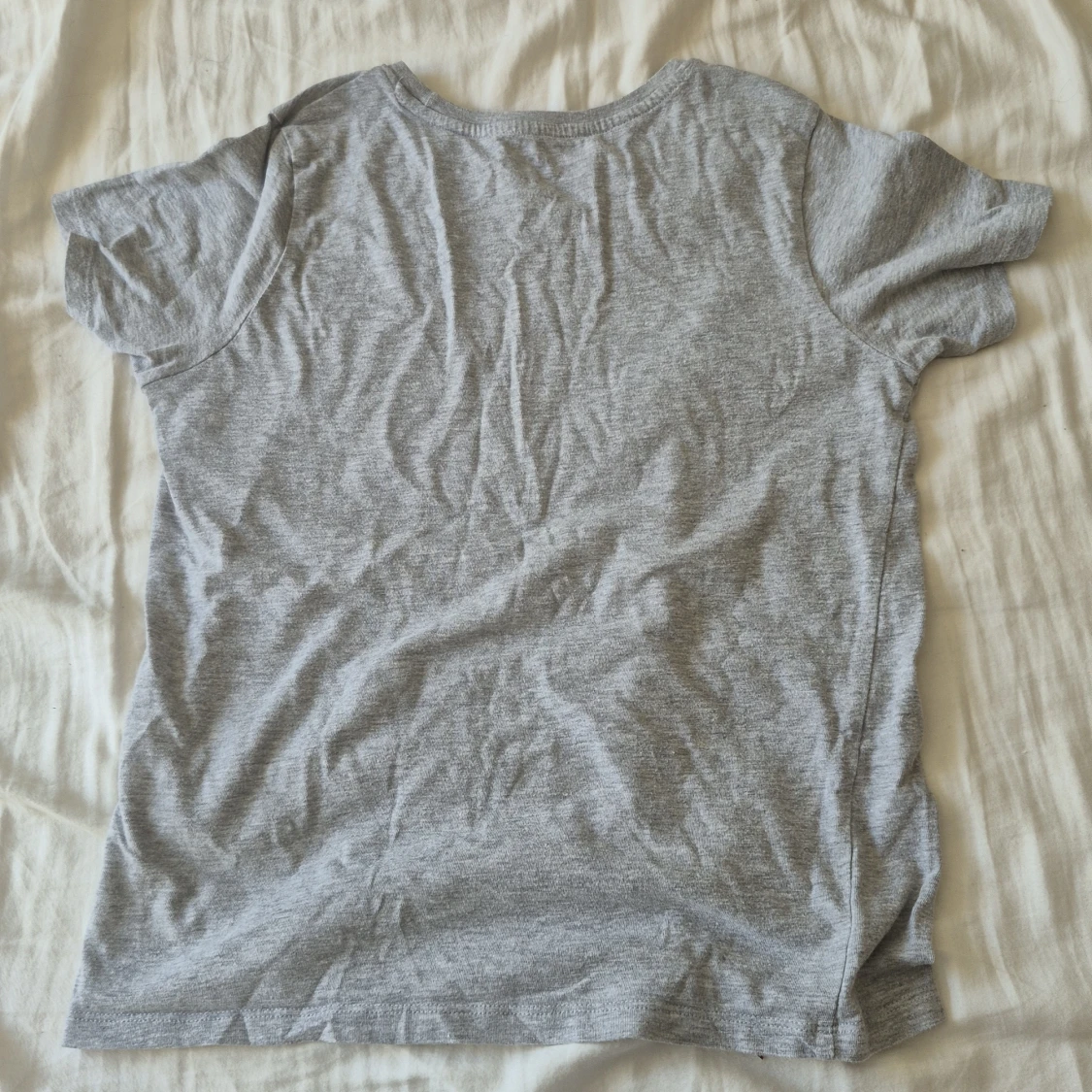 Grå t-shirt från Friboo - 1