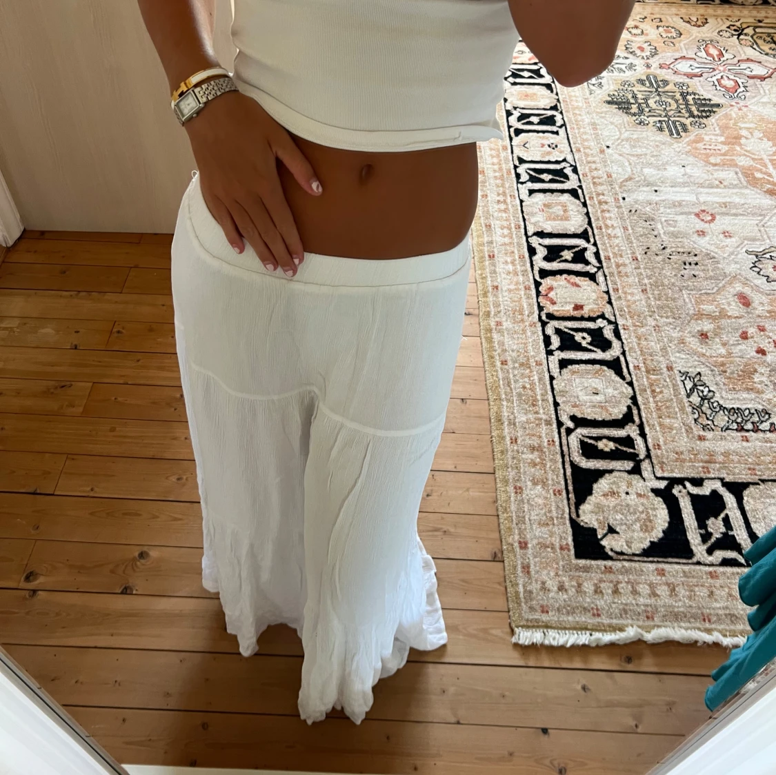 Vit långkjol i bomull