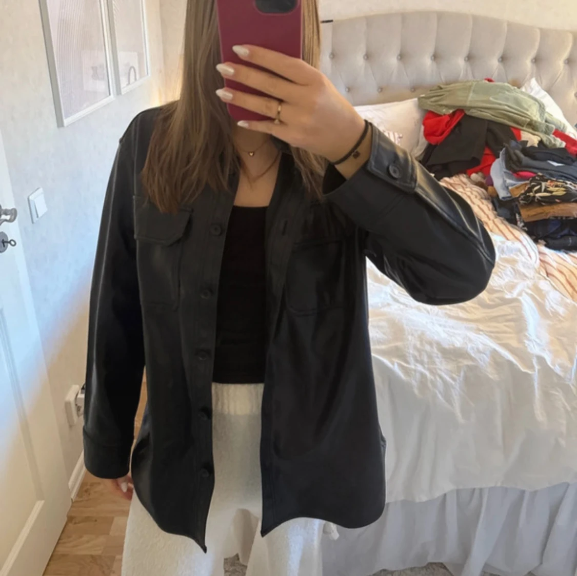 Svart oversized skinn-overshirt - 1