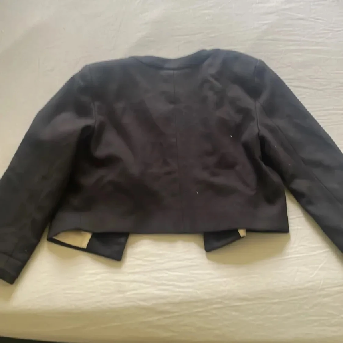 Svart croppad  kavaj med knappar - 3