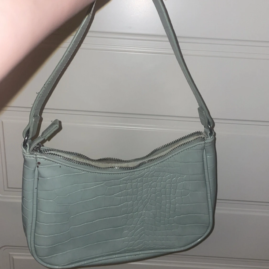 Ljusgrön axelväska från WOW