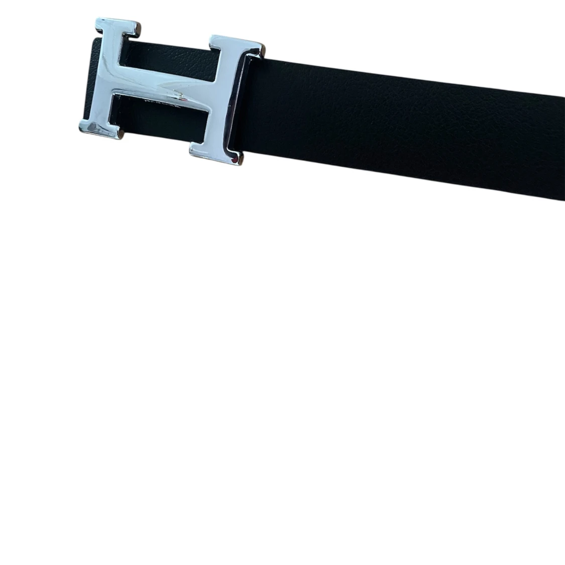 Svart herm4s skärp  - 1