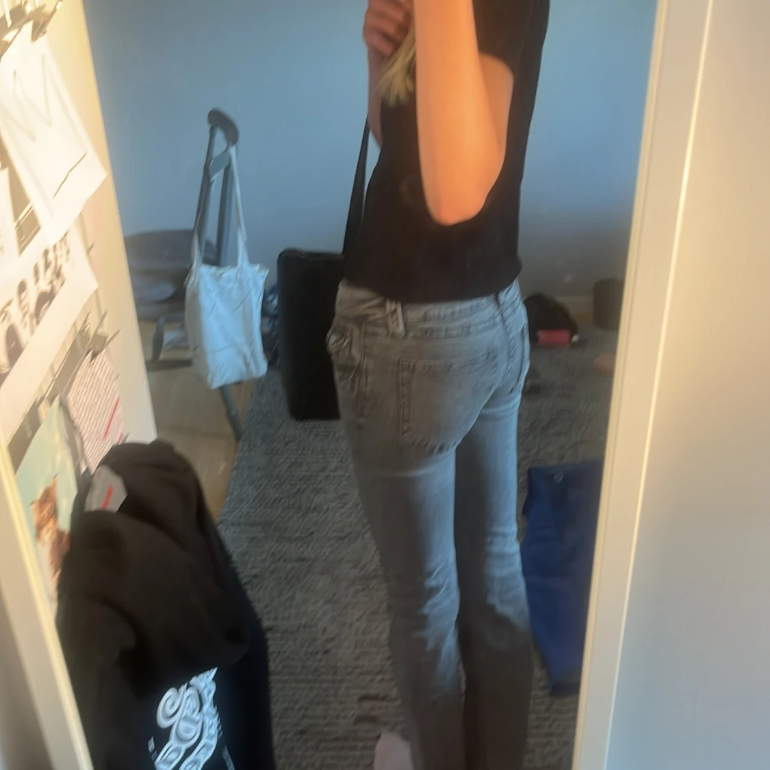 Grå bootcut jeans från Gina Tricot - 1