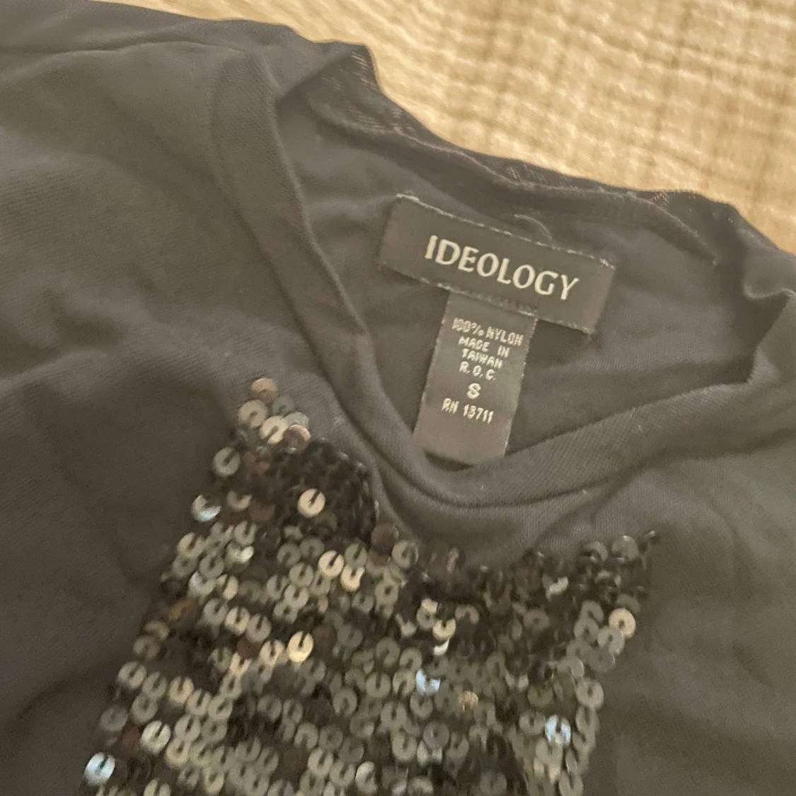 Svart paljett-tröja från Ideology - 1