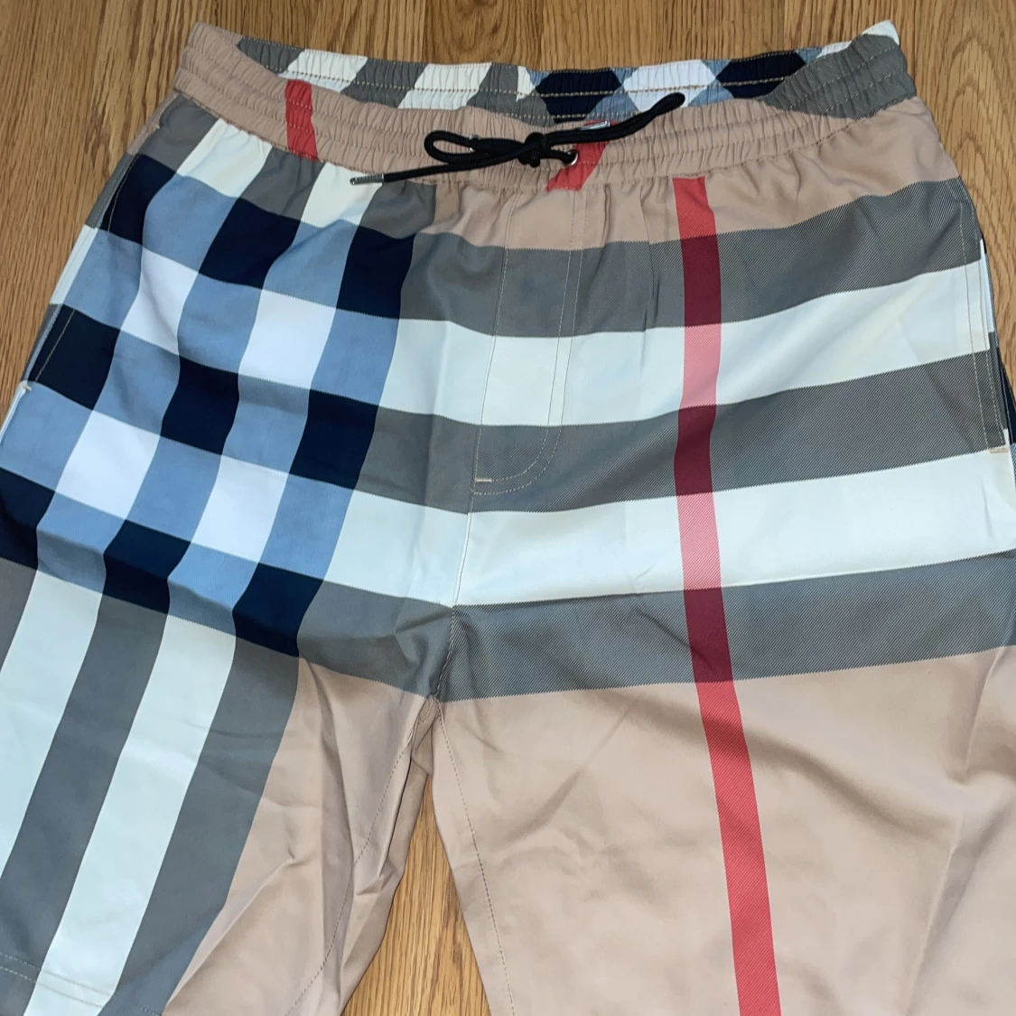 Rutig shorts från Burberry - 3