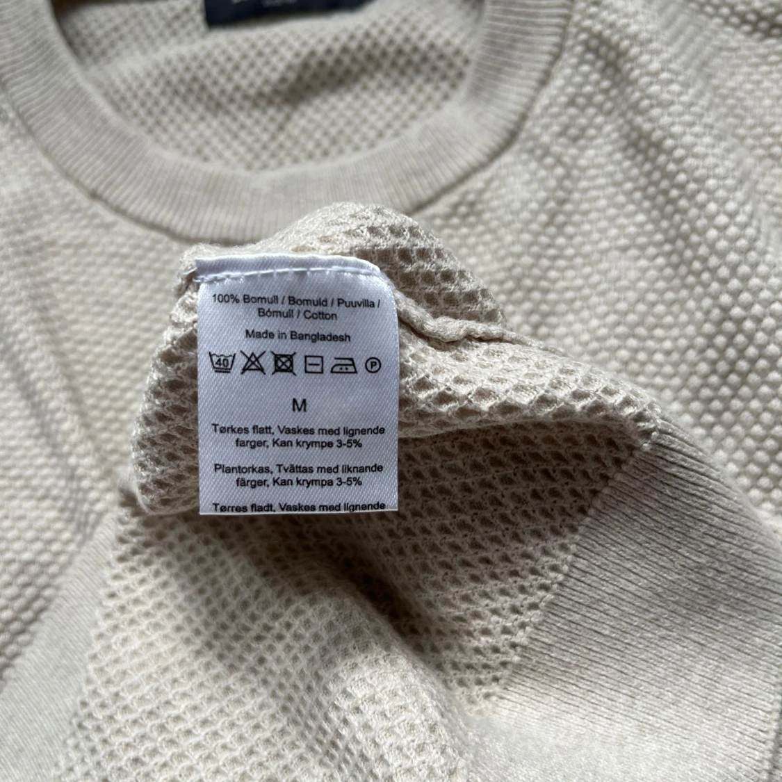 Beige bomullströja från Dressmann - 3