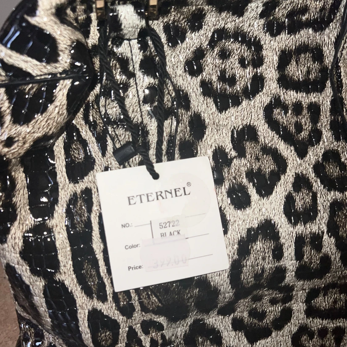 Leopardmönstrad handväska från Eternel - 1