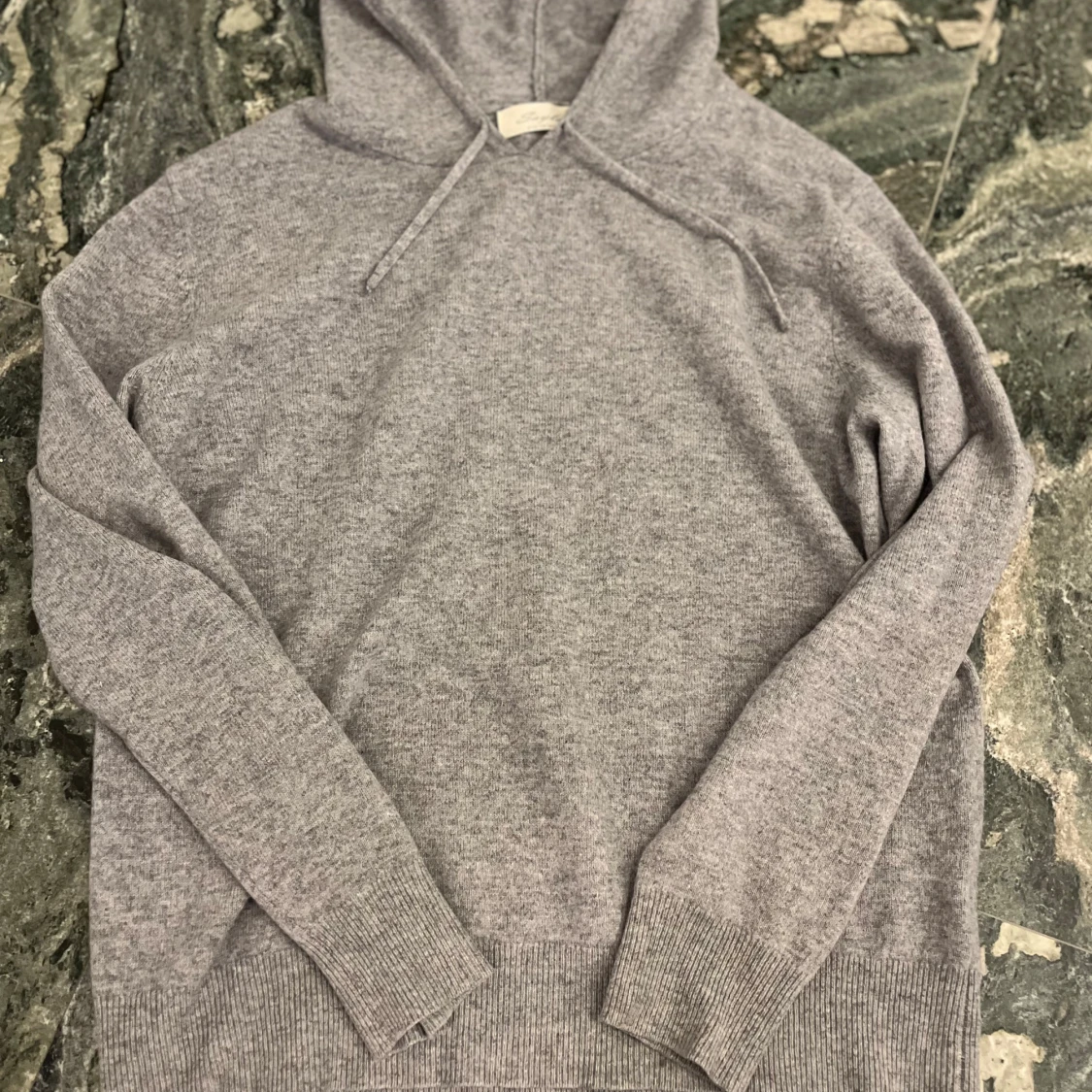 Grå kashmir hoodie