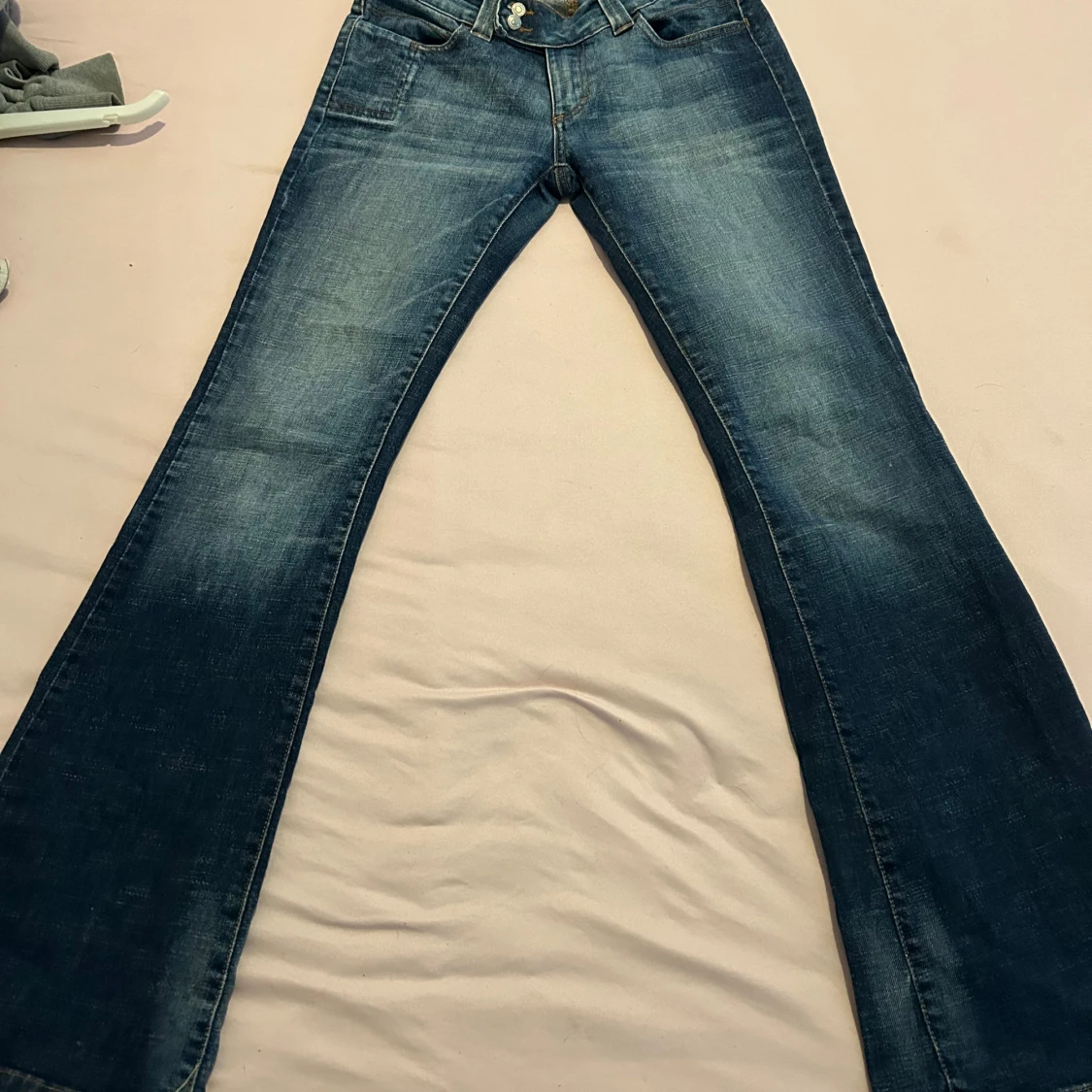 Blå bootcut jeans från Only