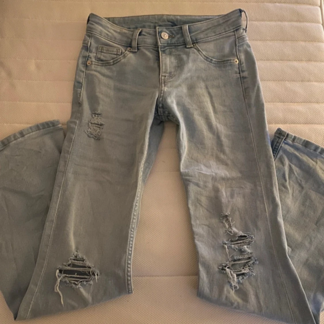 Lågmidjade bootcut jeans - 2
