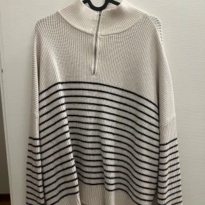Randig stickad half zip-tröja - Fin stickad tröja som inte kommer till användning ❤️