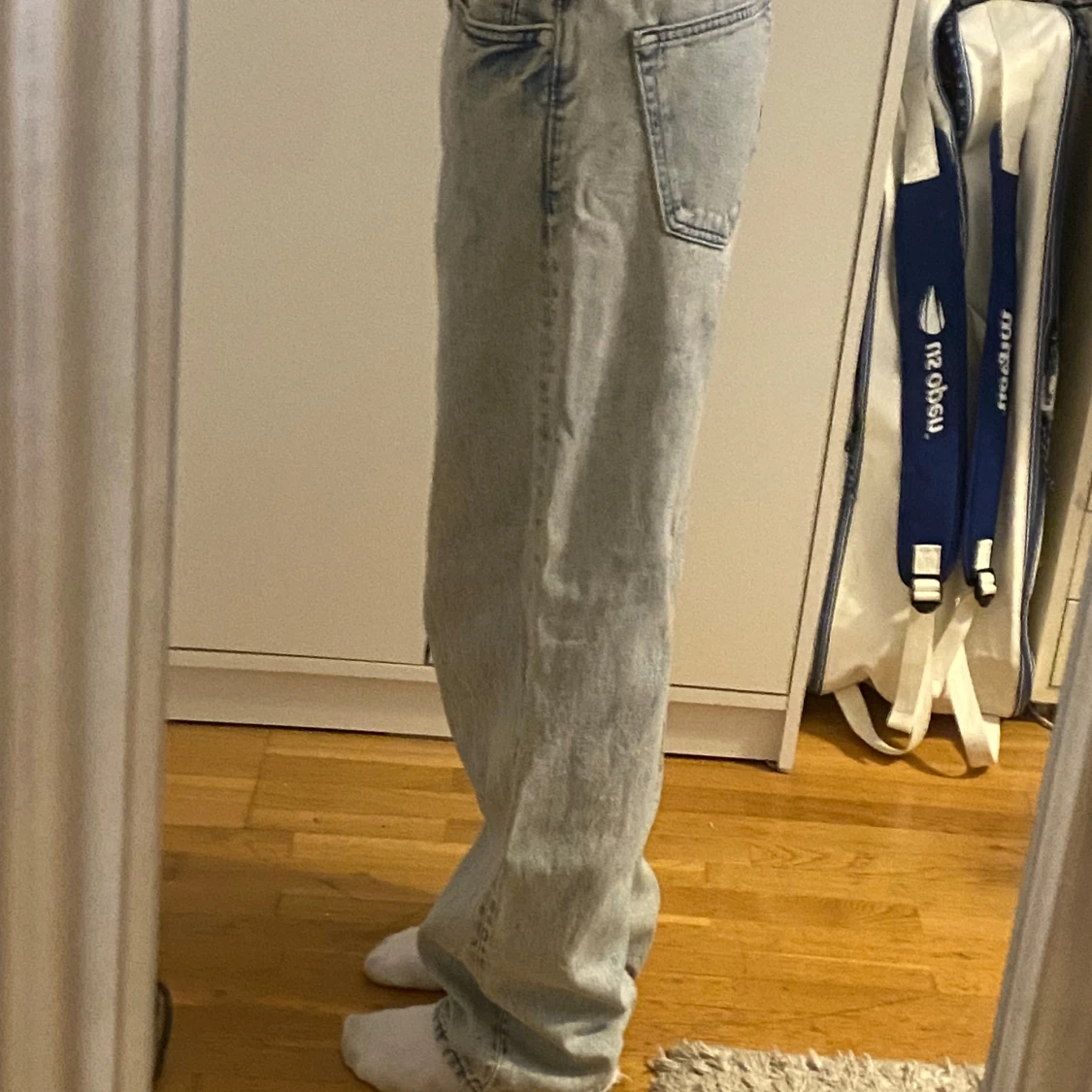 Loose fit ljusblå jeans från H&M - 4