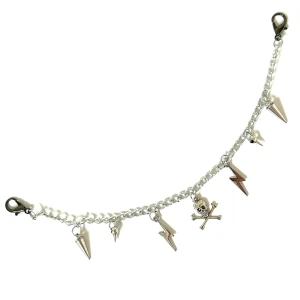 Silverfärgat accessoarsmycke - Silverfärgat handgjort accessoarsmycke med hängande spikar, blixtar och dödskalle ☠️💫 Såå snygg att hänga på väskan eller annan accessoar ⚡️