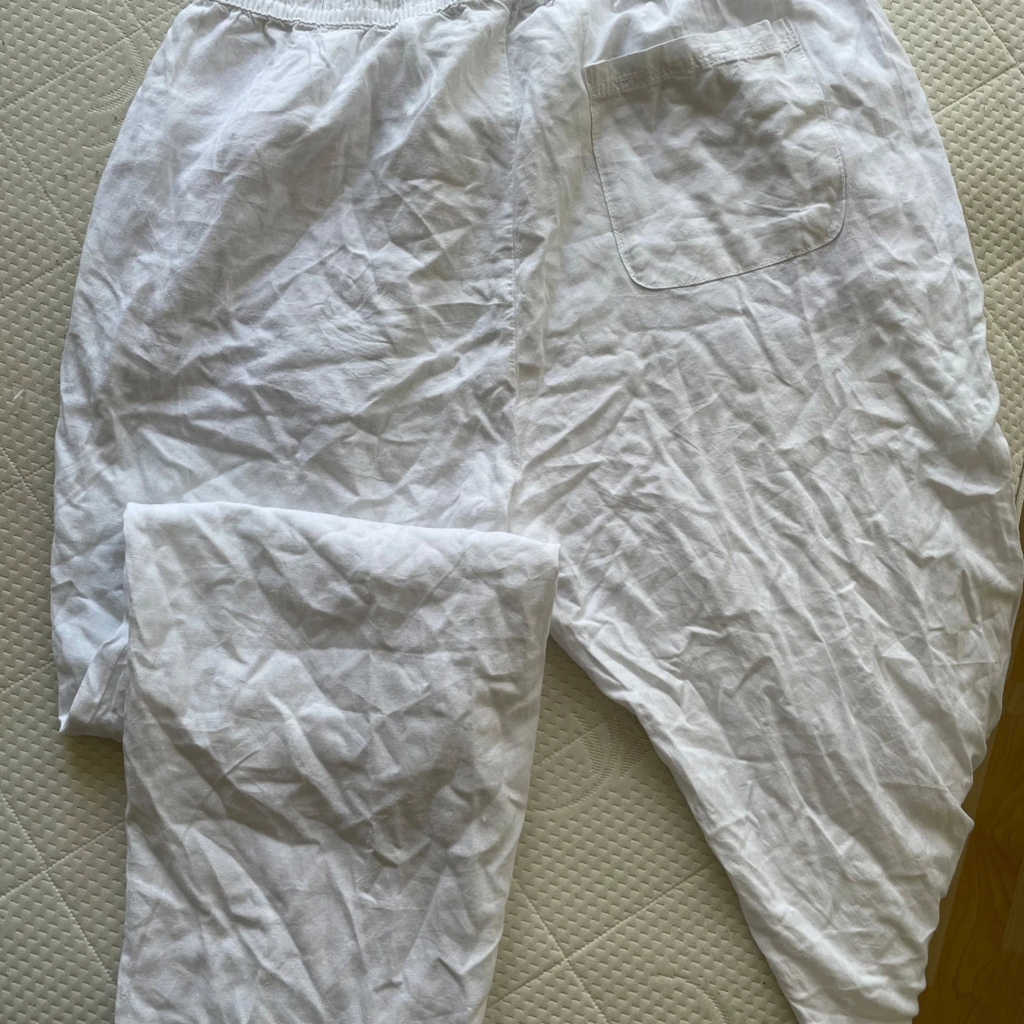 Vita linnebyxor från 157 - 1