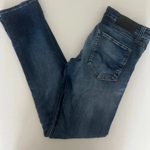 Jack & Jones slim/glenn - Jack & Jones slim/glenn jeans i toppskick!                W27/L32