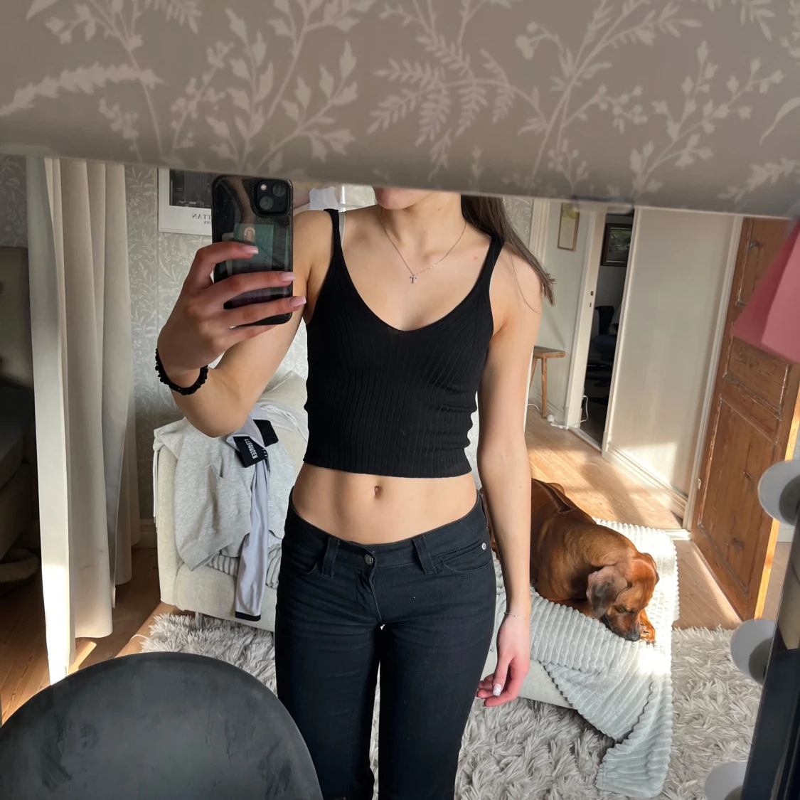 Svart ribbad linnetopp från H&M Divided