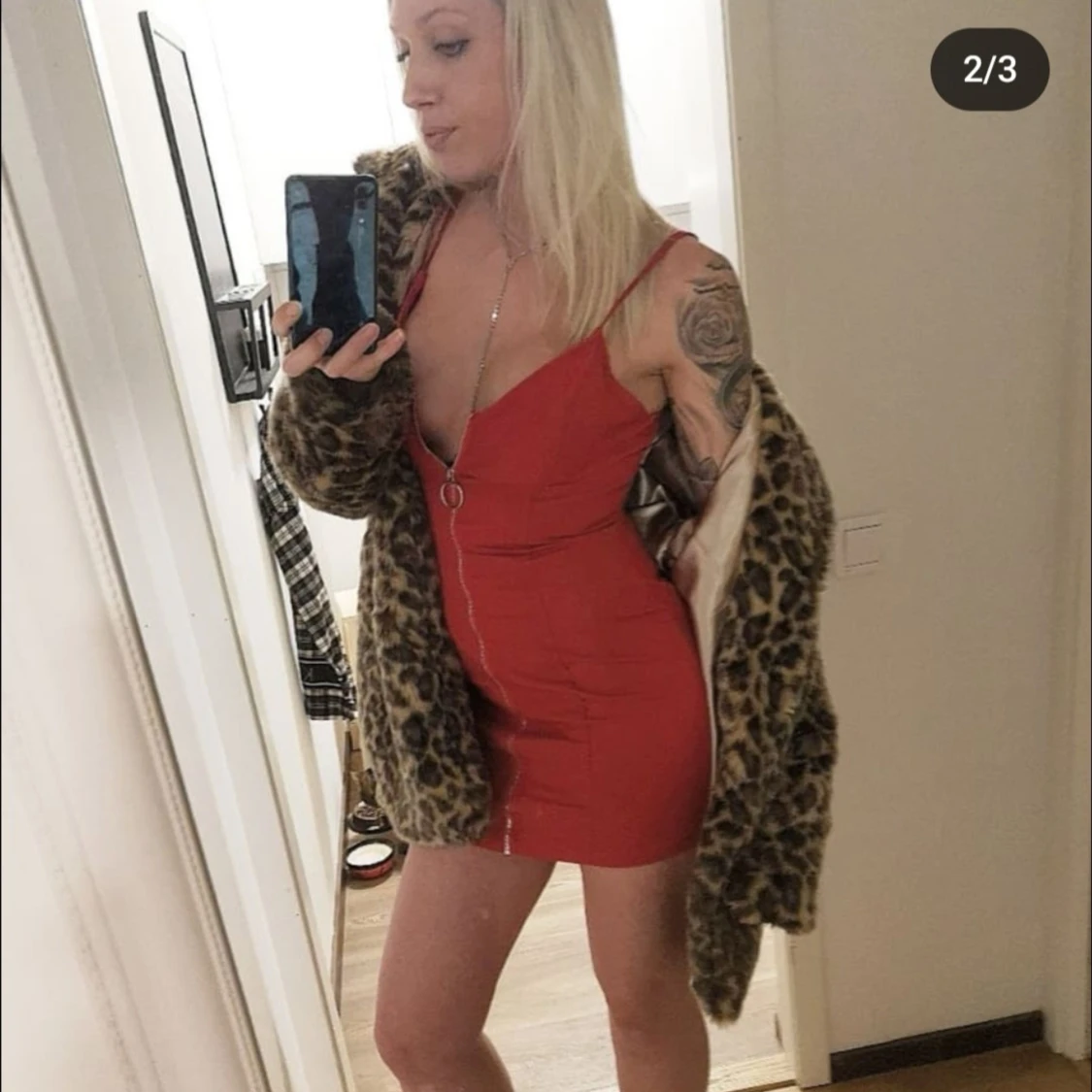 Röd klänning med dragkedja - 3