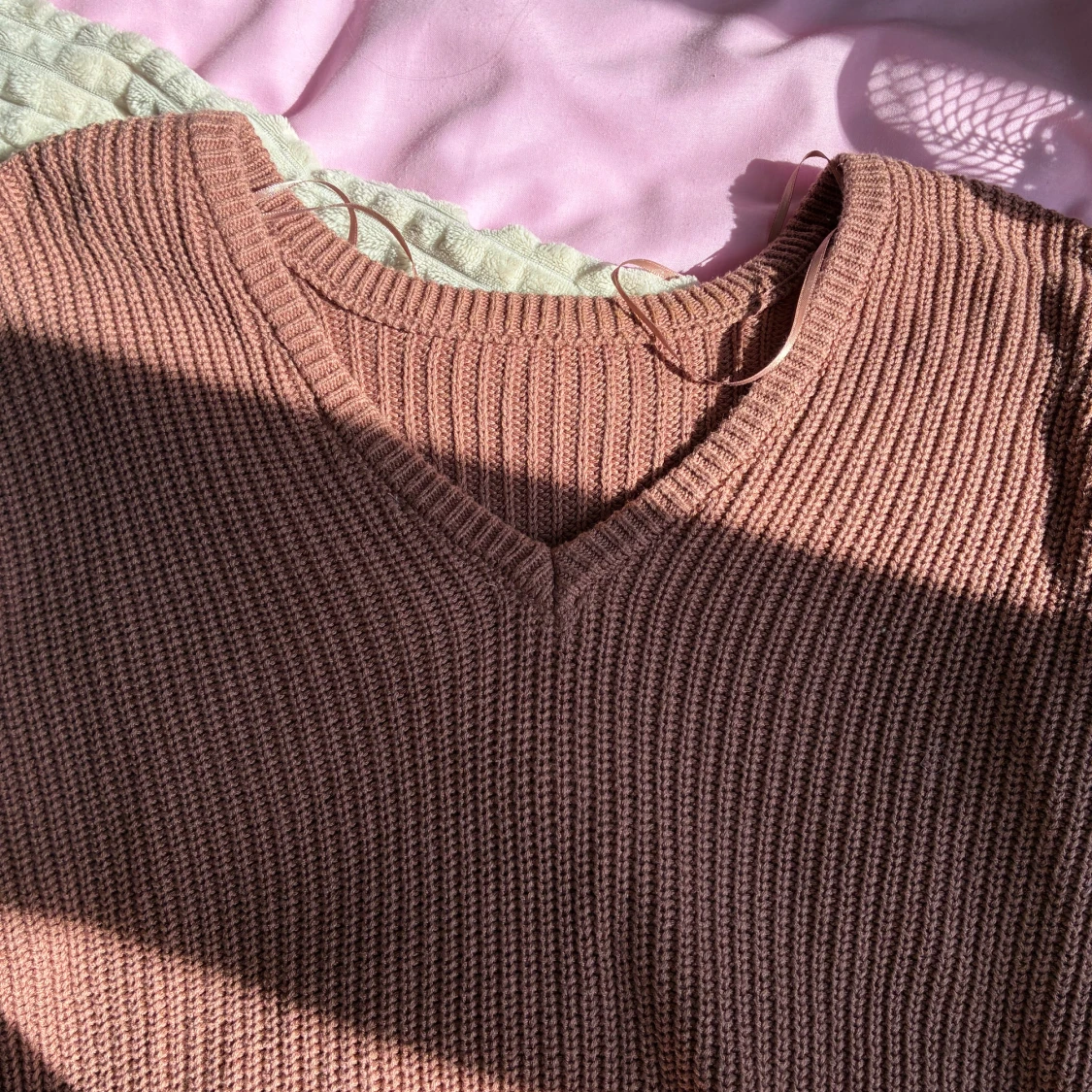 Rosa stickad tröja från NA-KD - 1