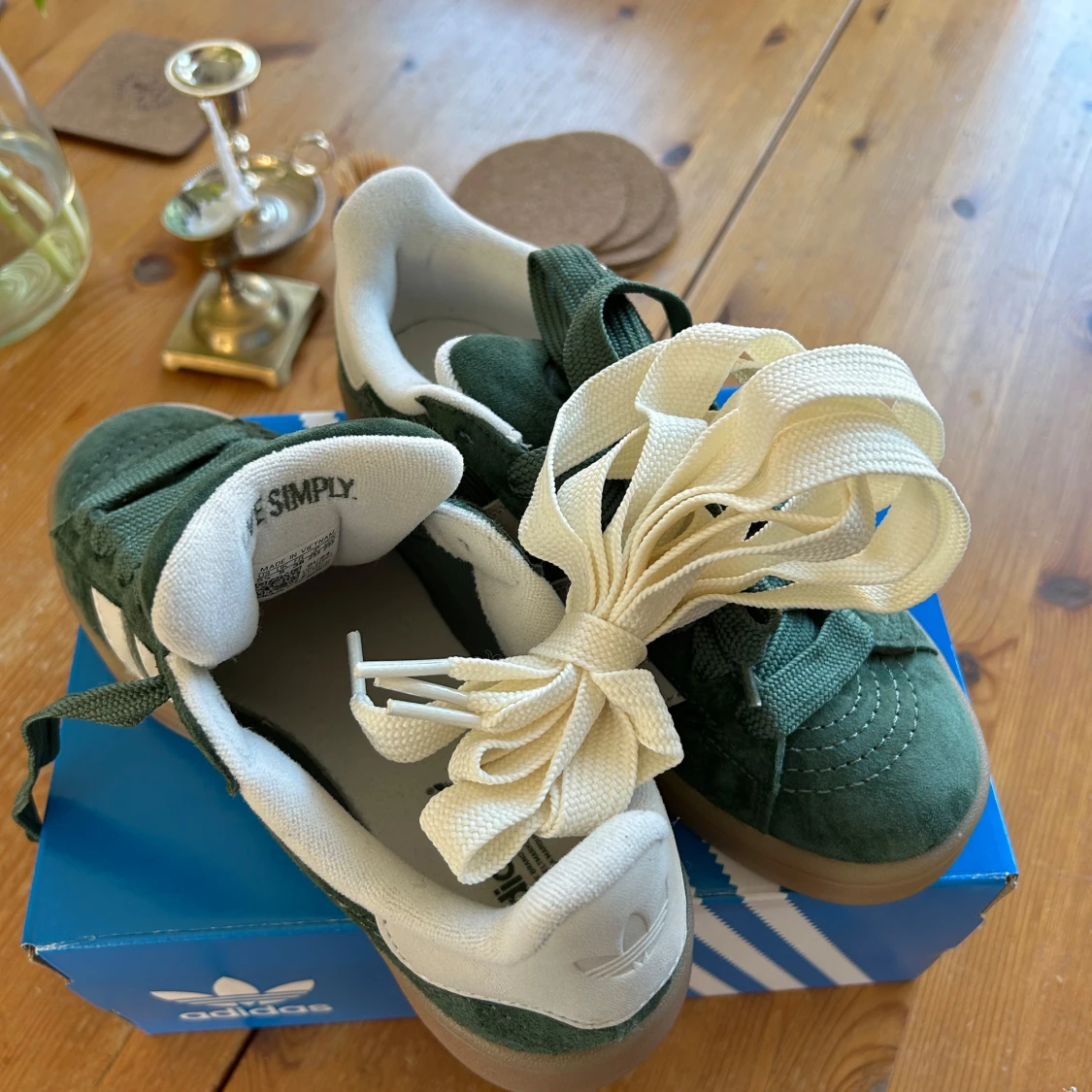 Adidas originals Campus 00s - gröna och naturvita sneakers - 2