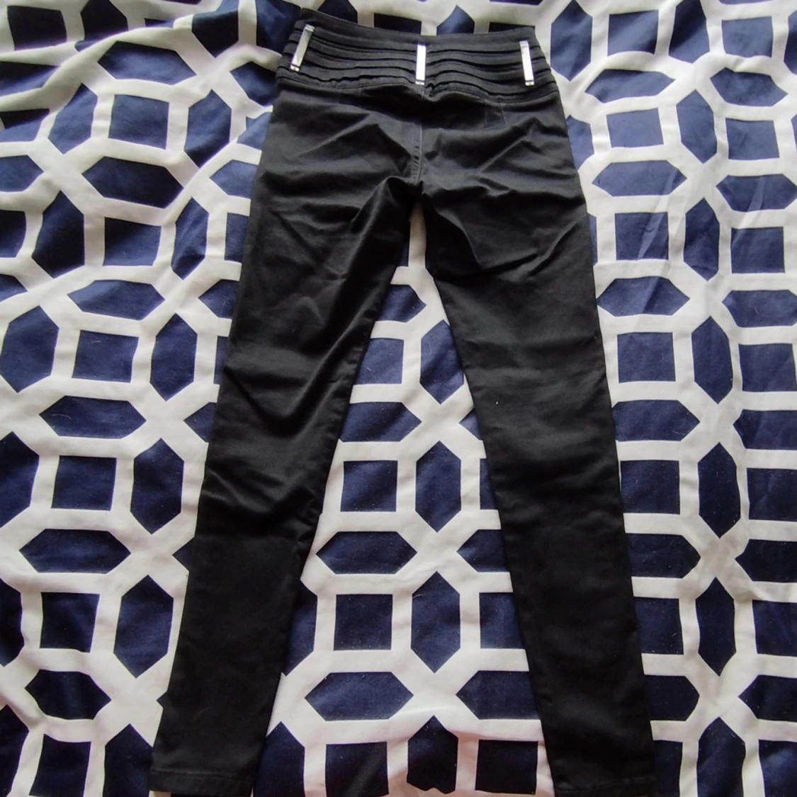 Svarta skinny jeans med detaljer - 2