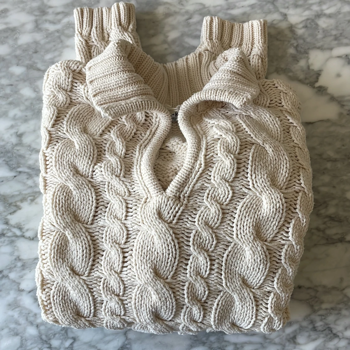 Beige stickad croppad tröja från NA-KD - 2