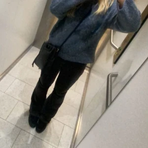 Weekday jeans - Jätte fina Jeans som är för korta för mig nu..