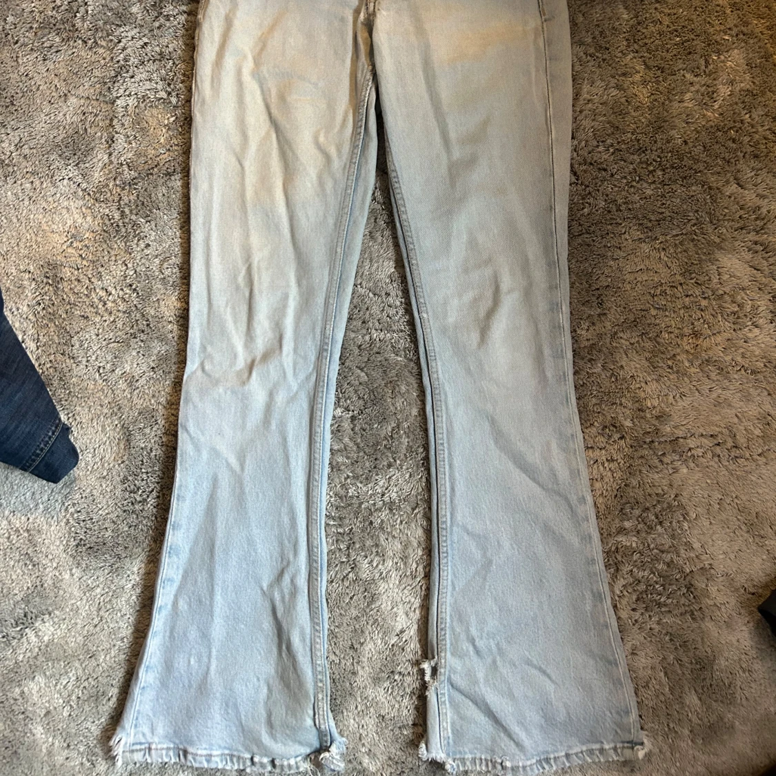 Ljusblå populära bootcut jeans från Zara - 1