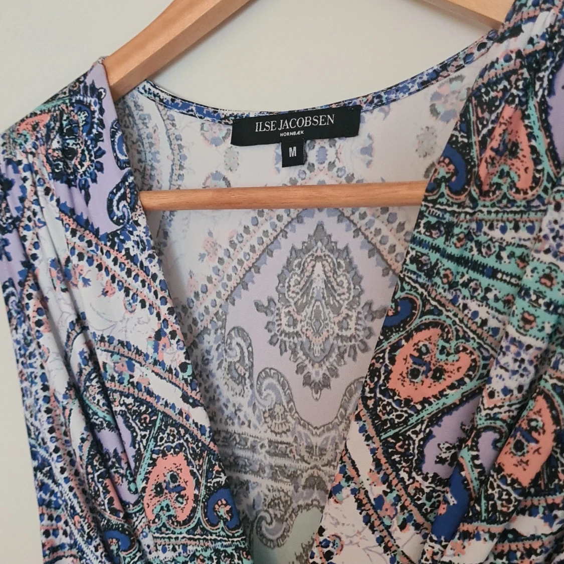 Mönstrad långklänning från  Ilse Jacobsen i storlek M - 1