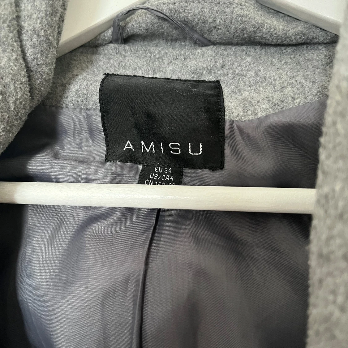 Grå kappa med huva från Amisu - 1