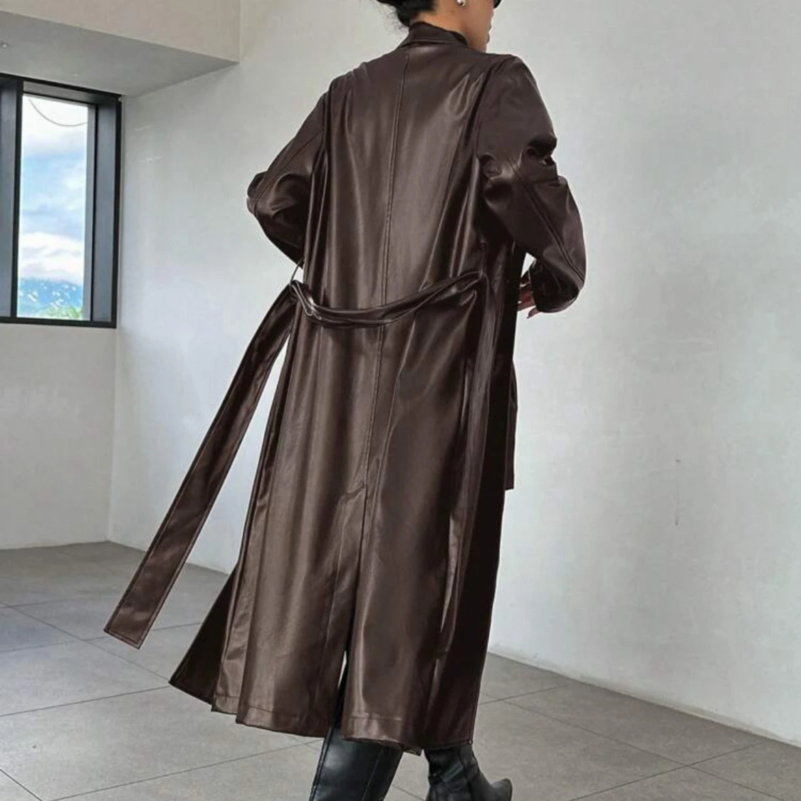 Brun skinn trenchcoat - 1