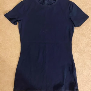 Intimissimi tröja - Använd en gång så den är som ny. Stretchig i materialet.