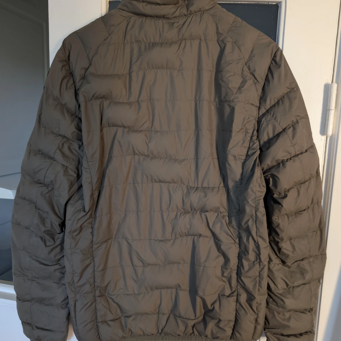 Lättvikts dunjacka från Parajumpers  - 2