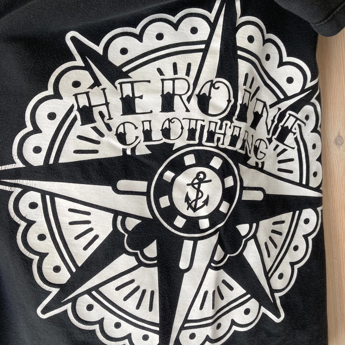 T-shirt Heroine Clothing - 1