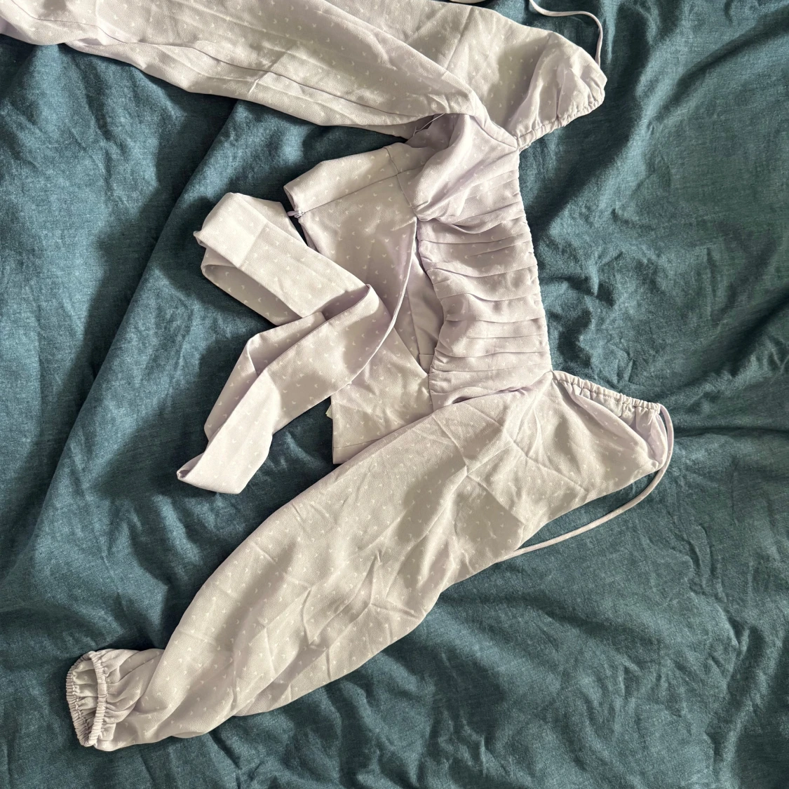 Ljuslila blus från NA-KD x Pamela