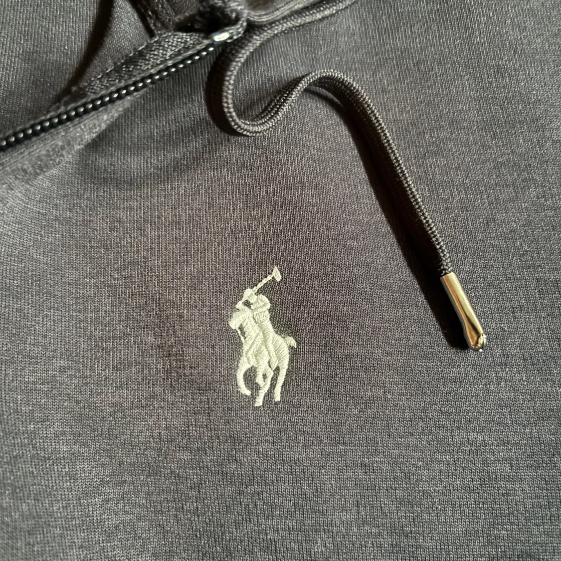 Mörkblå hoodie från Polo Ralph Lauren - 2