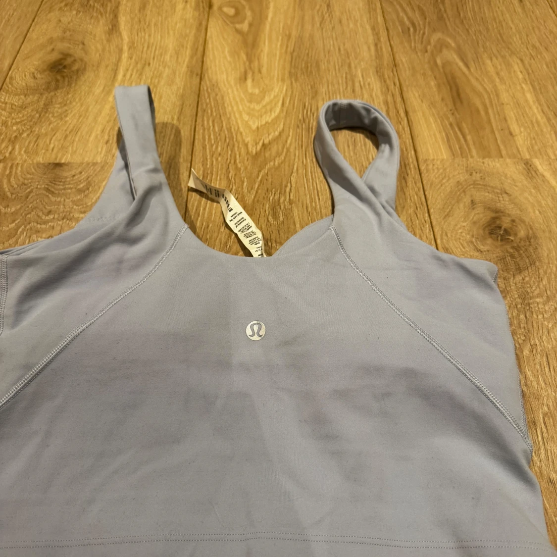 Ljusblå croppad linnetopp från Lululemon - 2