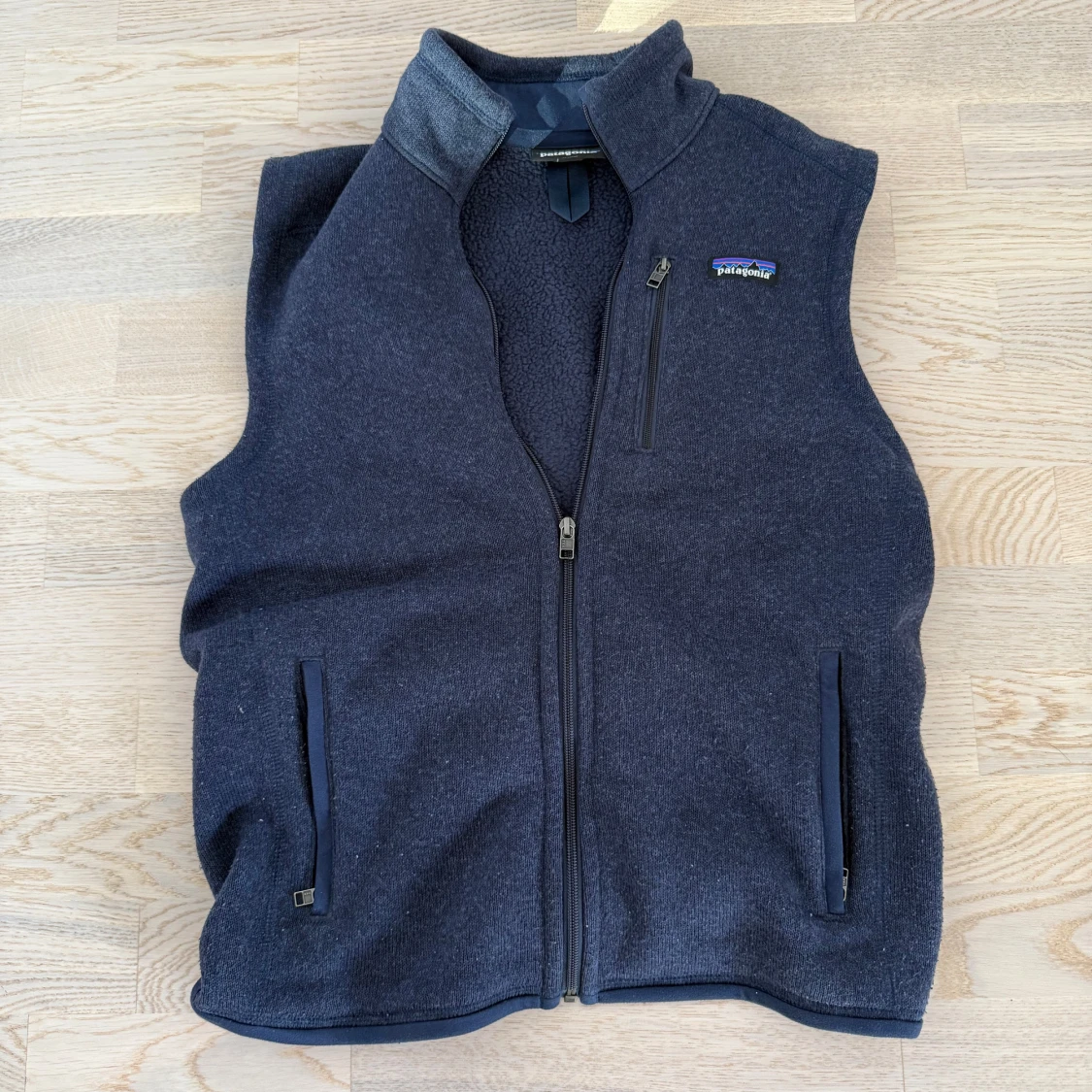 Mörkblå fleeceväst från Patagonia - 1