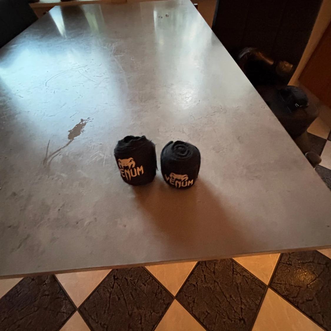 Svarta Venum boxningslindor