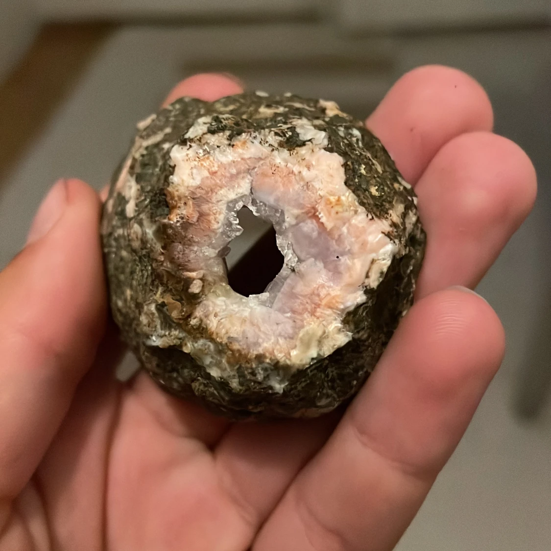 Diamantsten som är hittad i djupa vattnet i Australien  - 2