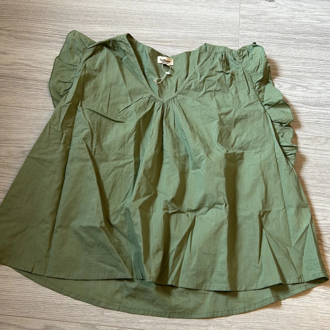 Grön kortärmad blus 