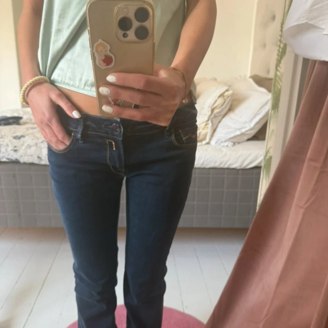 Mörkblå bootcut jeans med låg midja - 1