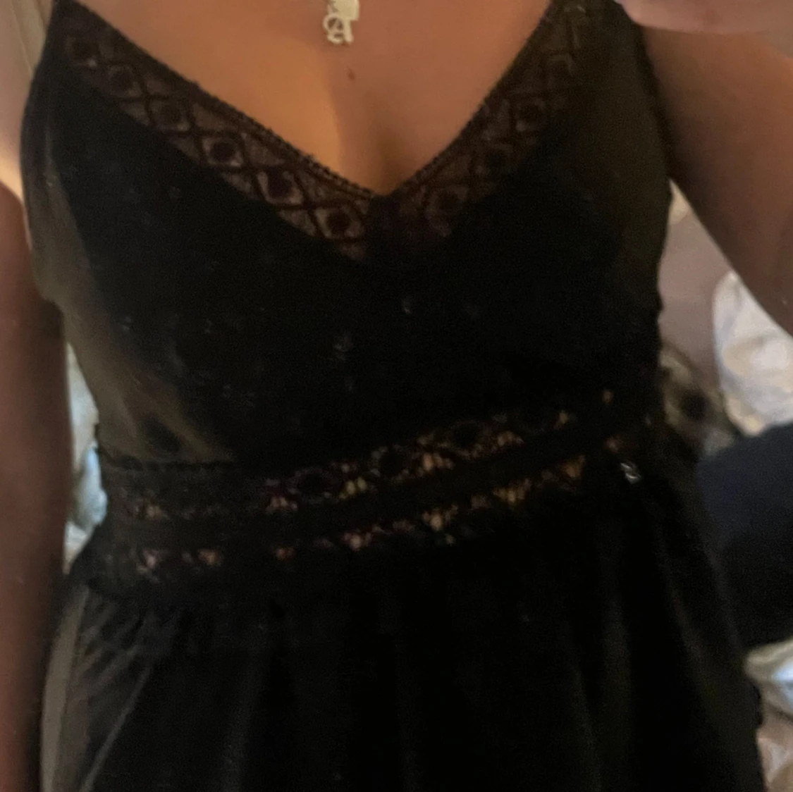 Svart sommarklänning med spets - 2