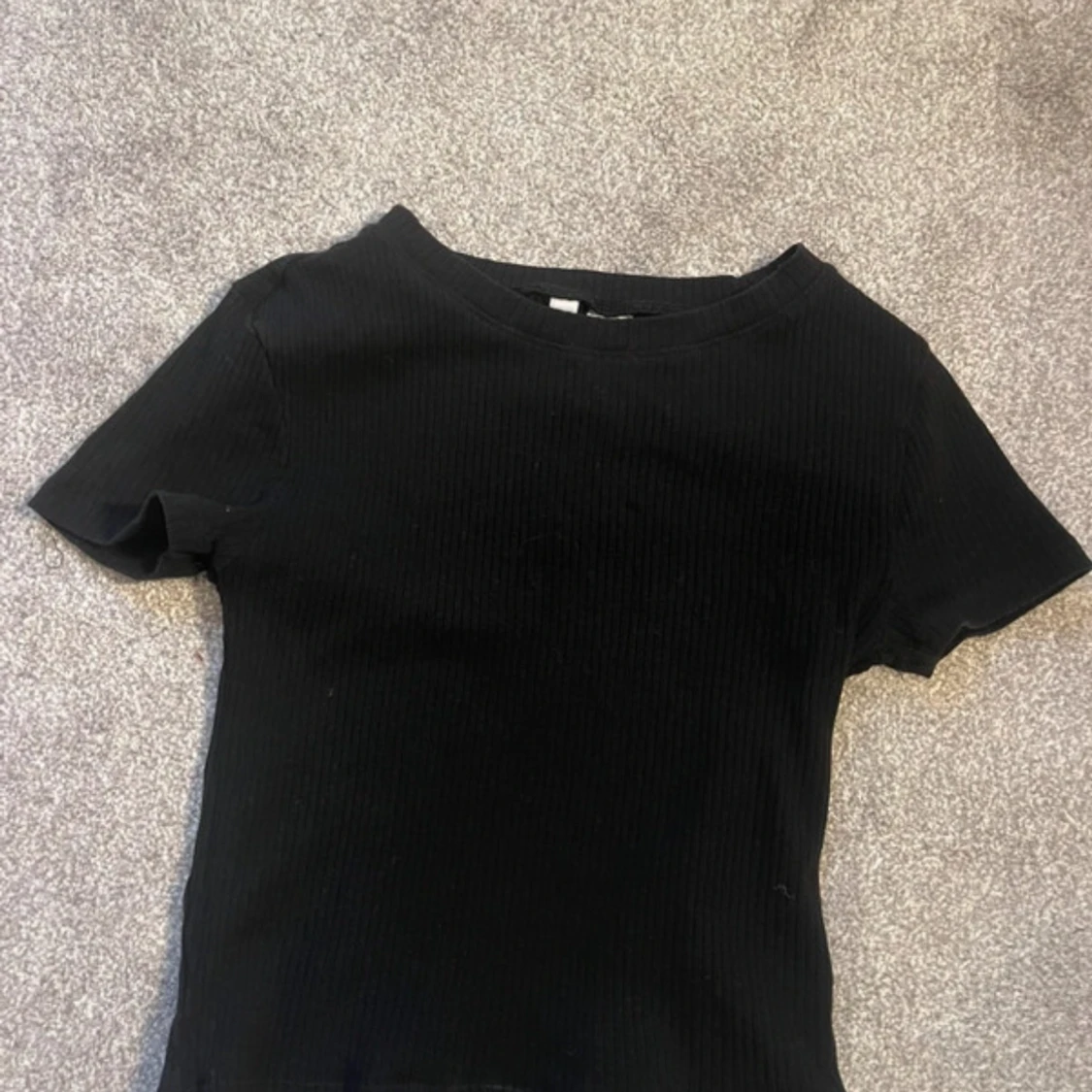 Svart ribbad croppad topp H&M - 2