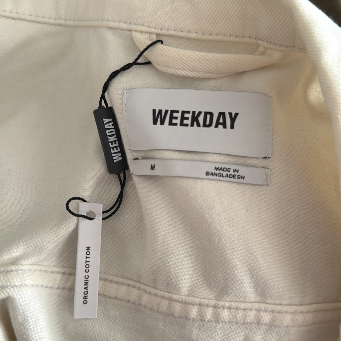 Vit jeansjacka från Weekday, stl M - 2